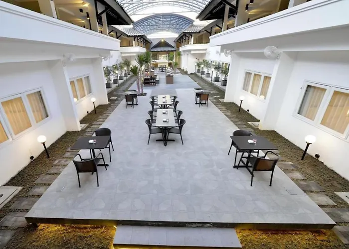 Whiz Prime Hotel Darmo Harapan Surabaya